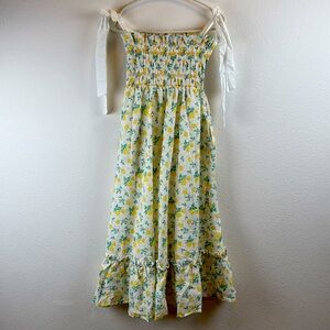Mable Floral Midi Dress‎ Small